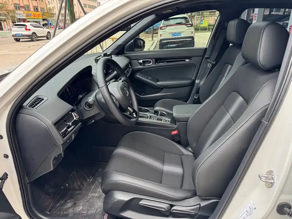Honda Civic — фото 8