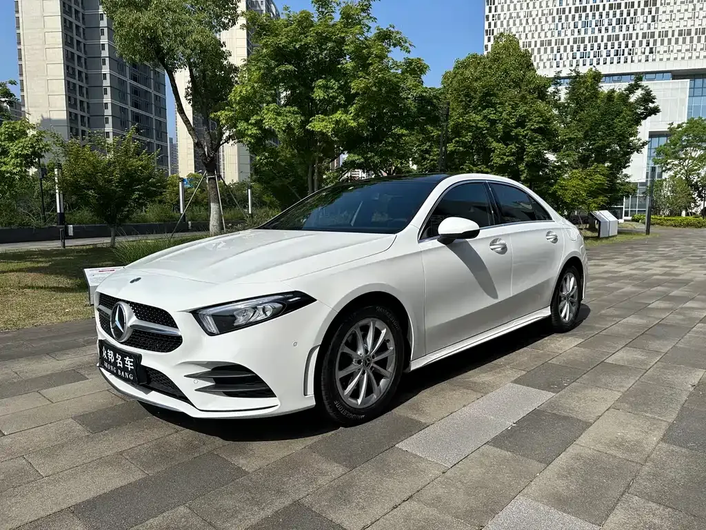 Mercedes-Benz A-Class — фото 1