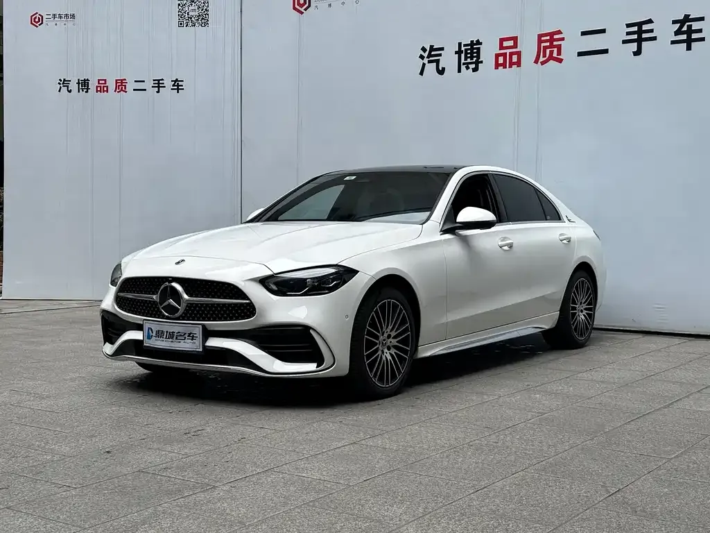 Mercedes-Benz C-Class — фото 1