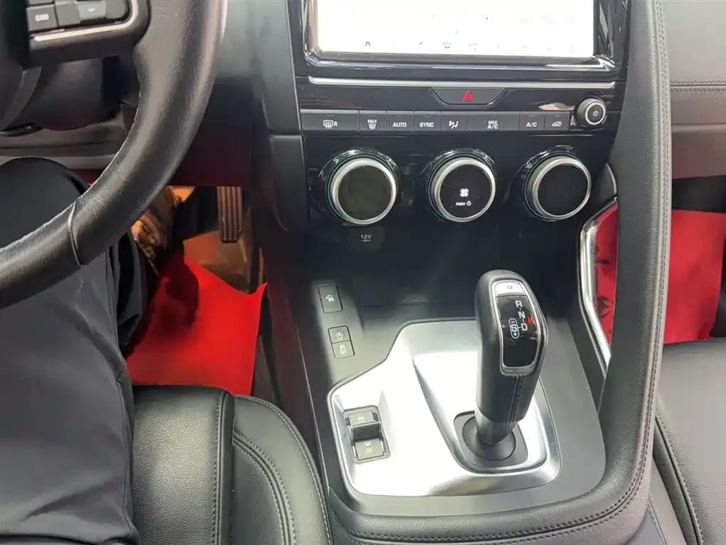 Jaguar E-PACE 2021 из CN, фото 10