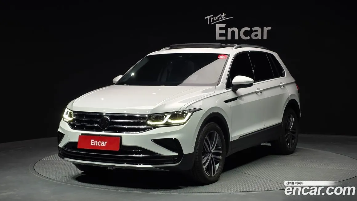 Volkswagen Tiguan — фото 1