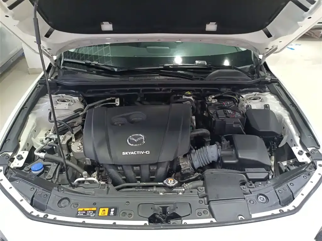 Mazda 3 Axela 2023 из CN, фото 6