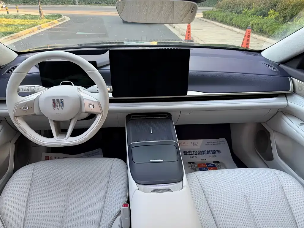 Buick Electra L7 2025 из CN, фото 2
