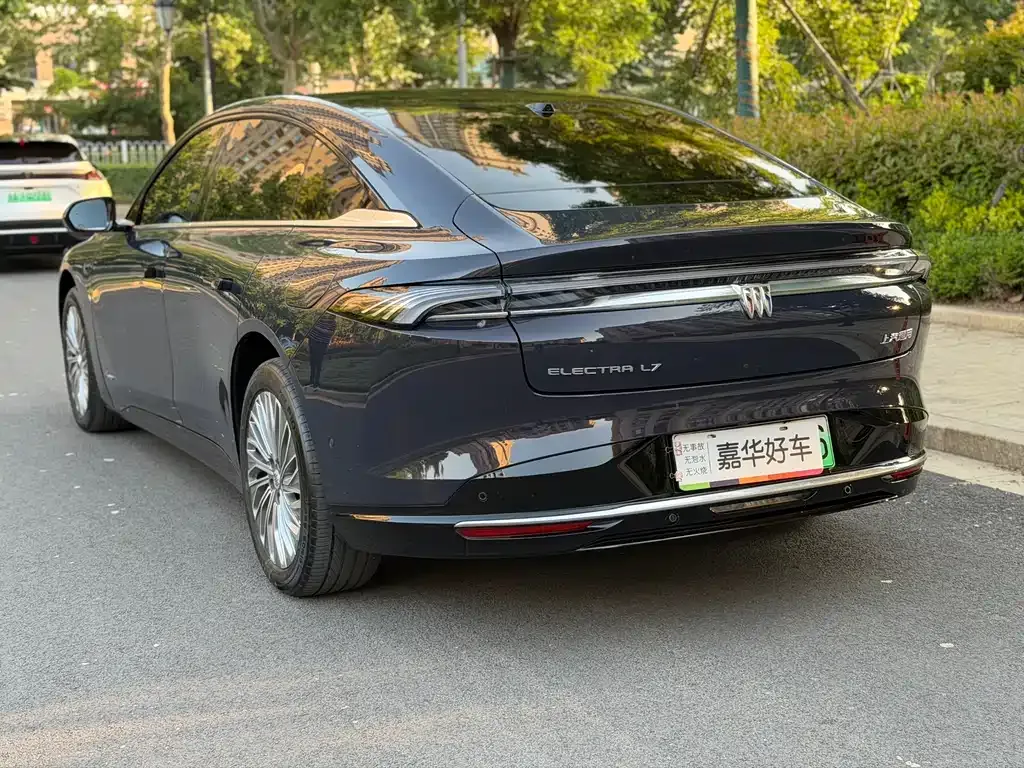 Buick Electra L7 2025 из CN, фото 10