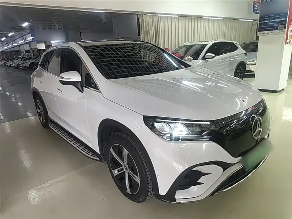 Mercedes-Benz EQE SUV 2023 из CN, фото 8