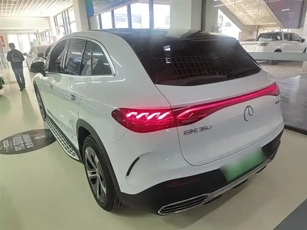 Mercedes-Benz EQE SUV 2023 из CN, фото 5