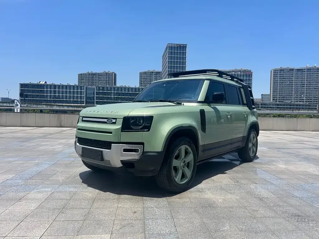 Land Rover Defender — фото 1
