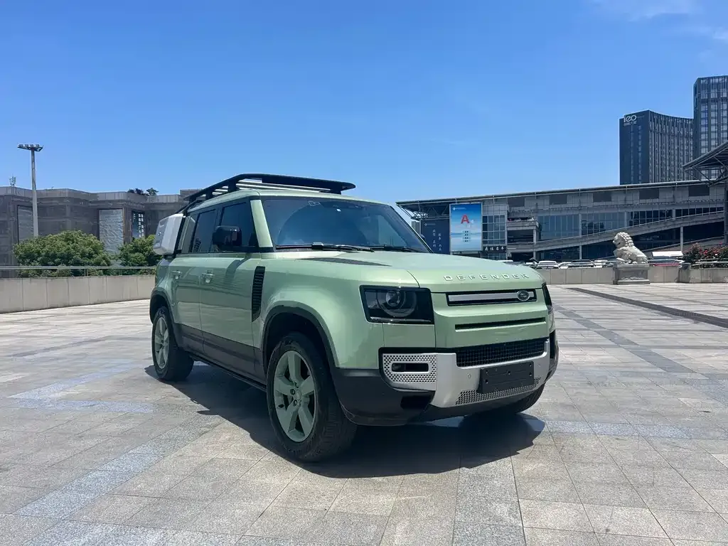 Land Rover Defender — фото 10