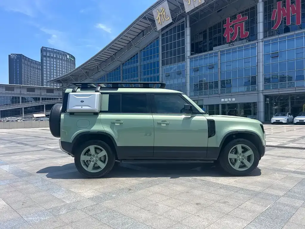 Land Rover Defender — фото 3