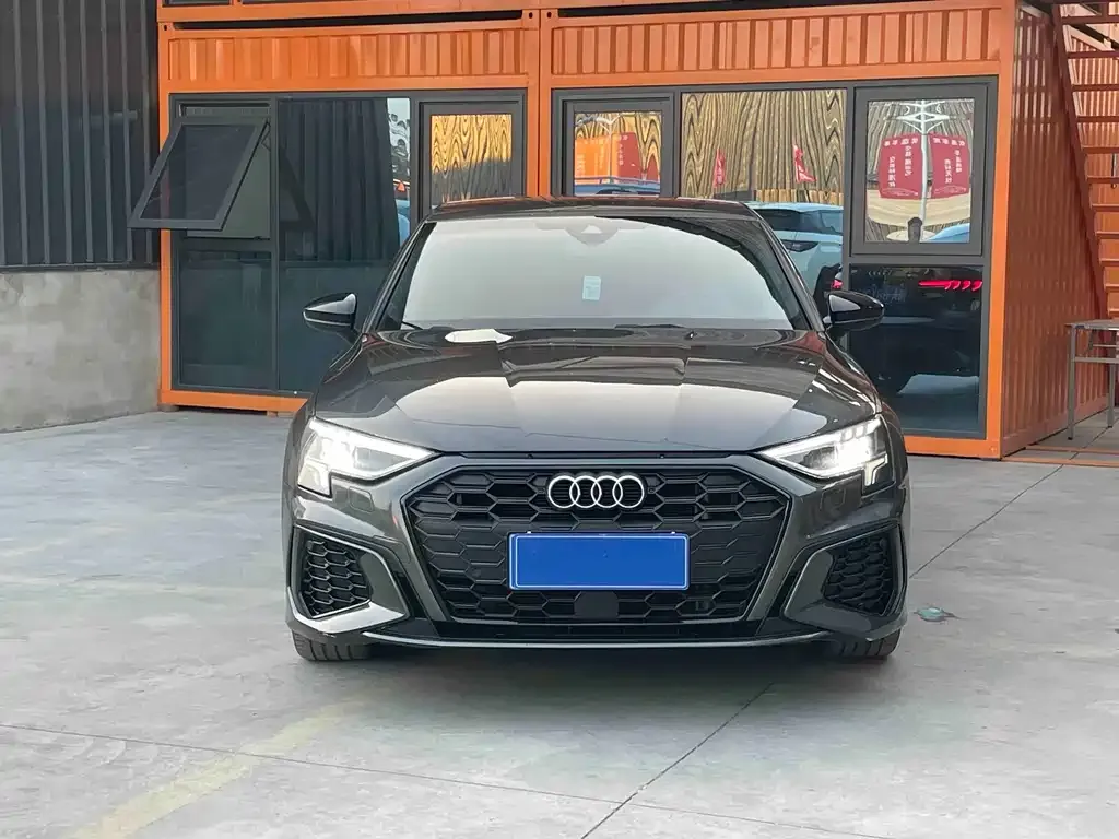 Audi A3 — фото 2
