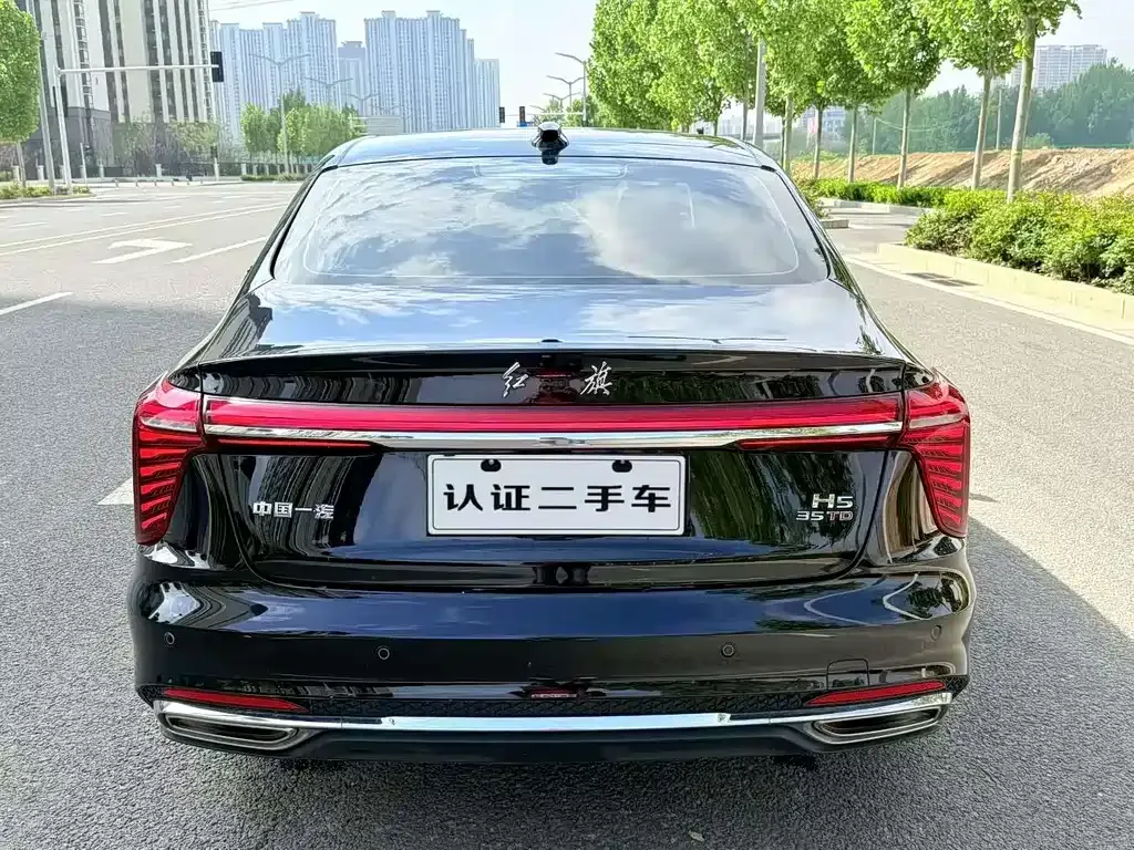 Hongqi H5 — фото 9