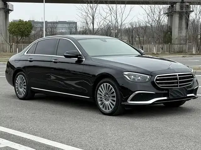 Mercedes-Benz E-Class — фото 10
