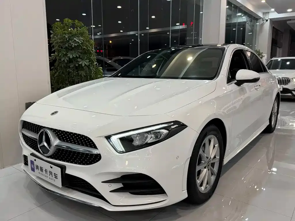 Mercedes-Benz A-Class — фото 1