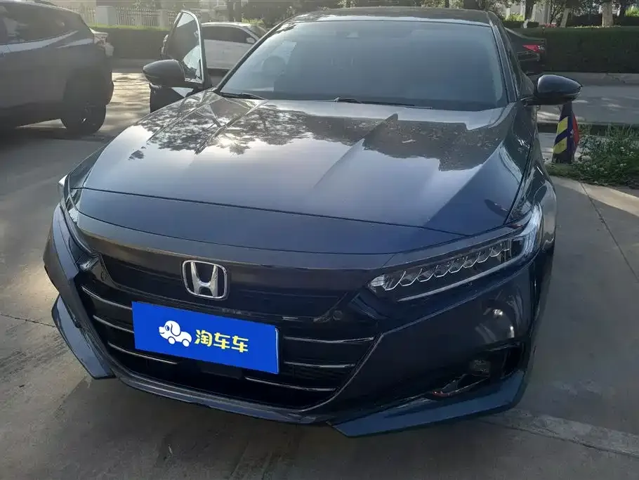 Honda Accord — фото 3