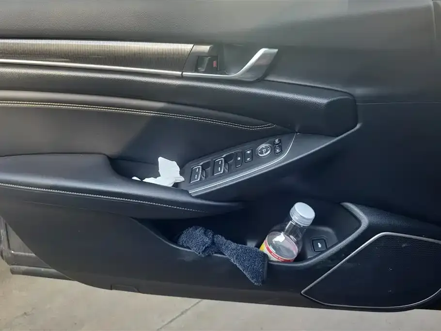 Honda Accord — фото 5