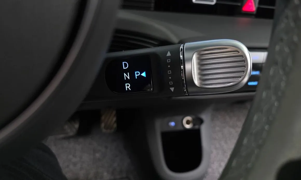 Hyundai Ioniq5 — фото 2