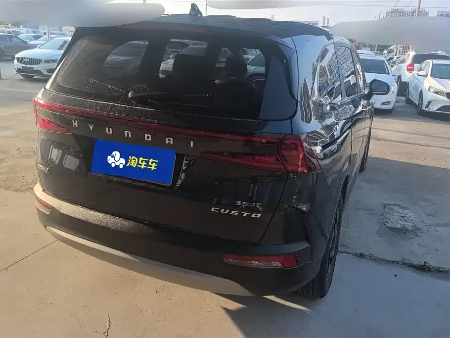 Hyundai Custo — фото 9