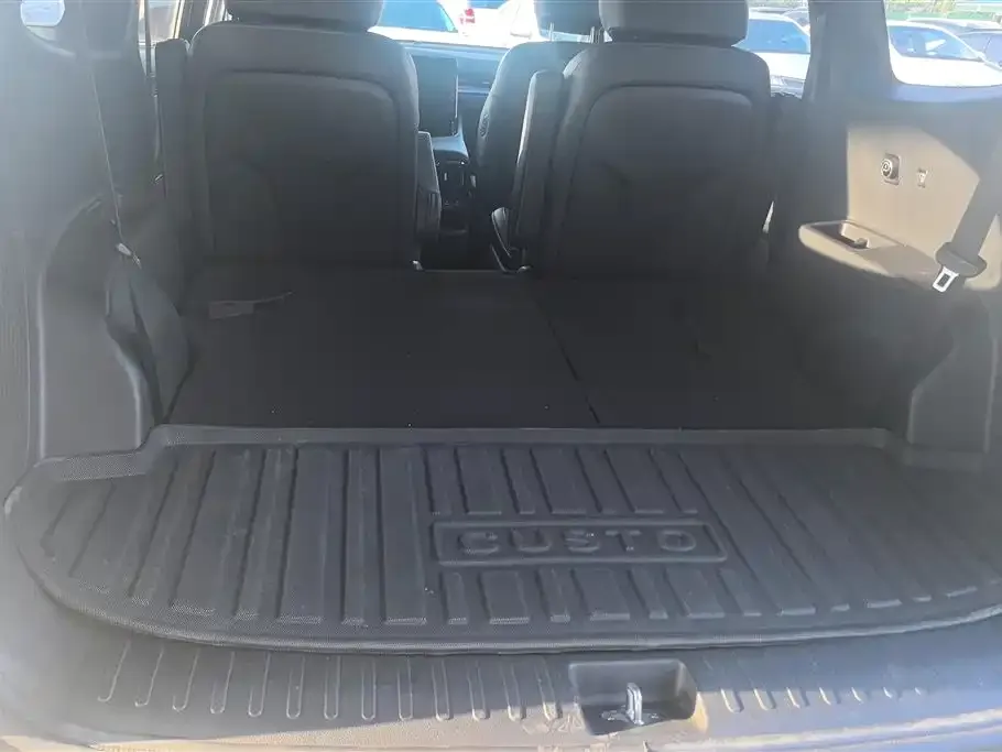 Hyundai Custo — фото 3