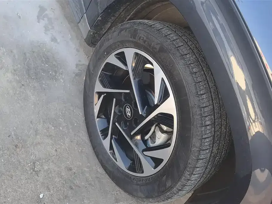 Hyundai Custo — фото 10