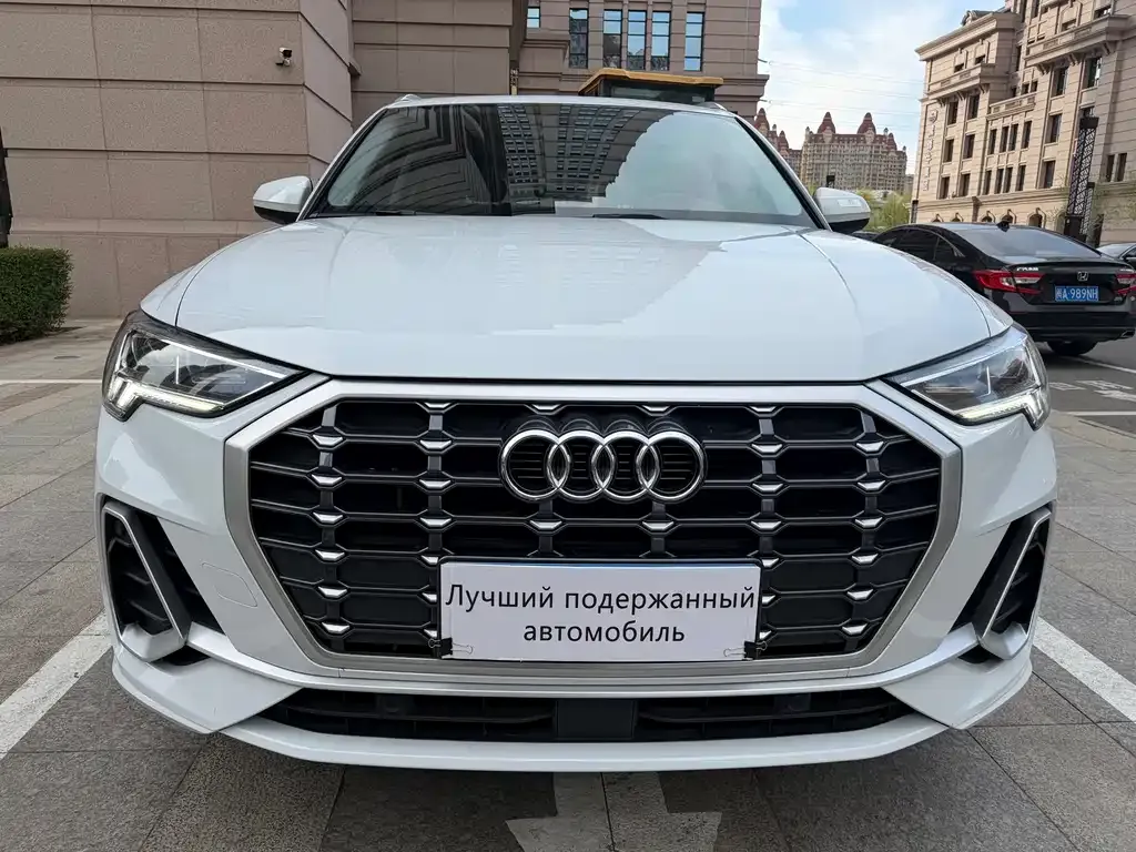 Audi Q3 — фото 4