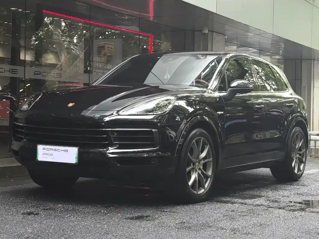 Porsche Cayenne Hybrid — фото 1
