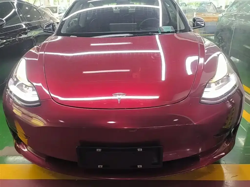 Tesla Model 3 — фото 2