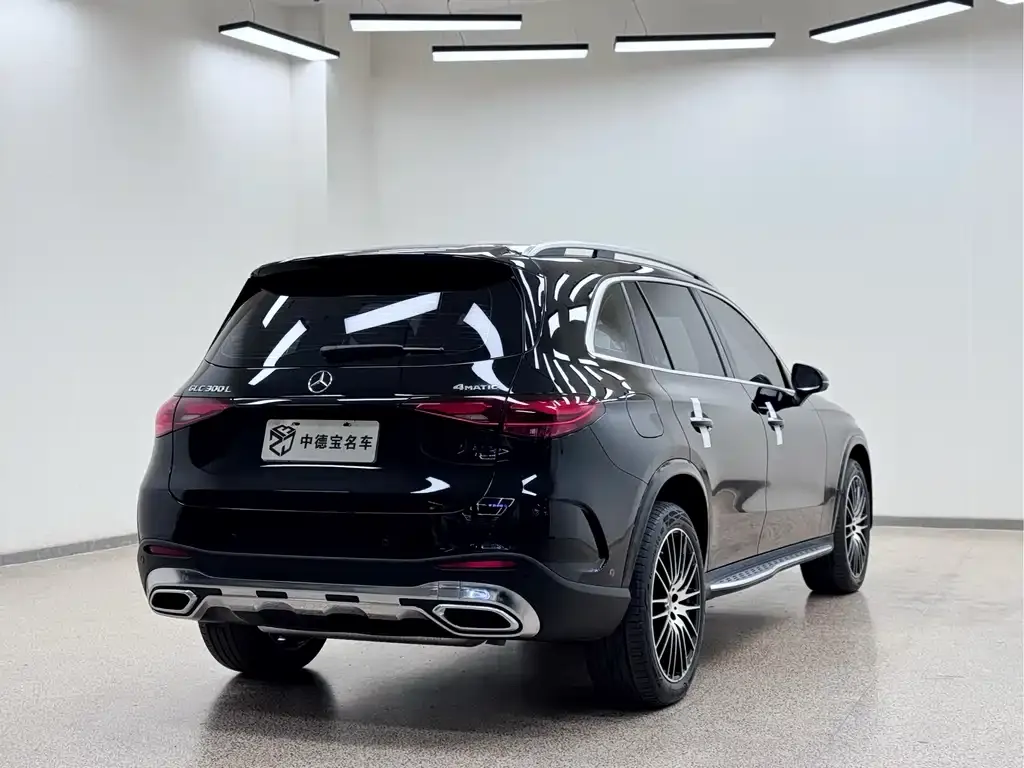 Mercedes-Benz GLC — фото 6