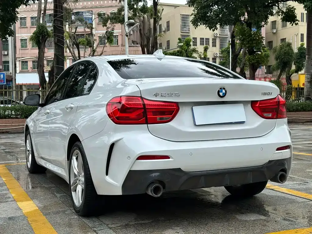 BMW 1 Series — фото 7