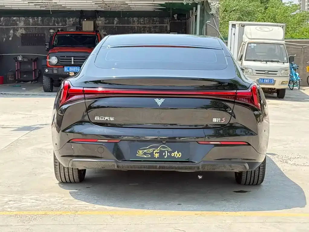 Neta S 2023 из CN, фото 8