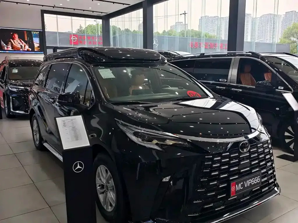 Toyota Granvia 2026 из CN, фото 3