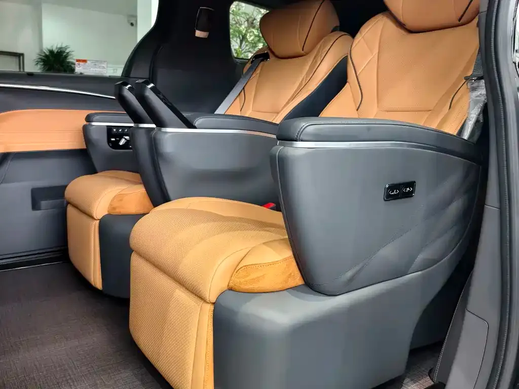 Toyota Granvia 2026 из CN, фото 10