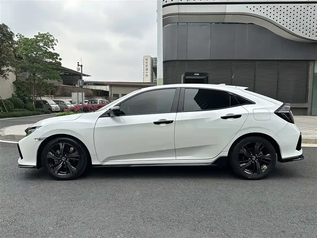 Honda Civic — фото 4