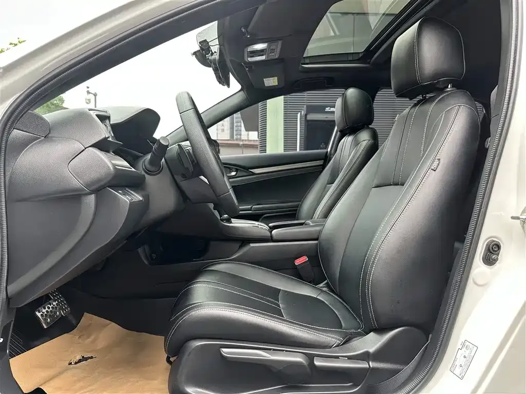 Honda Civic — фото 10