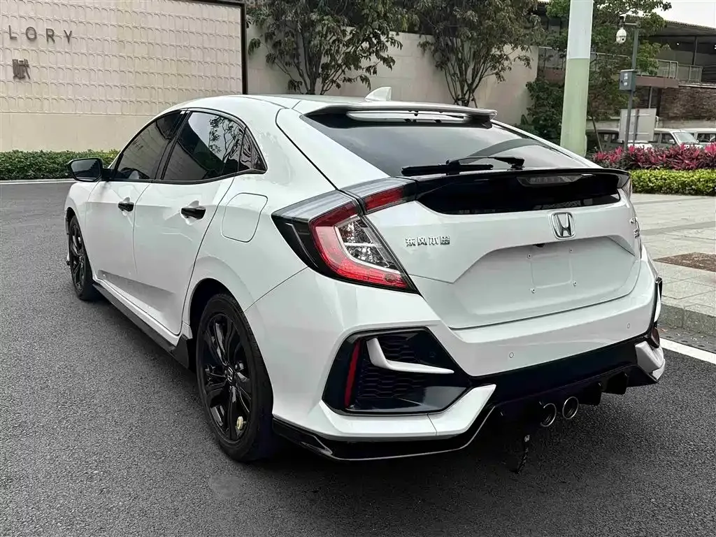 Honda Civic — фото 7