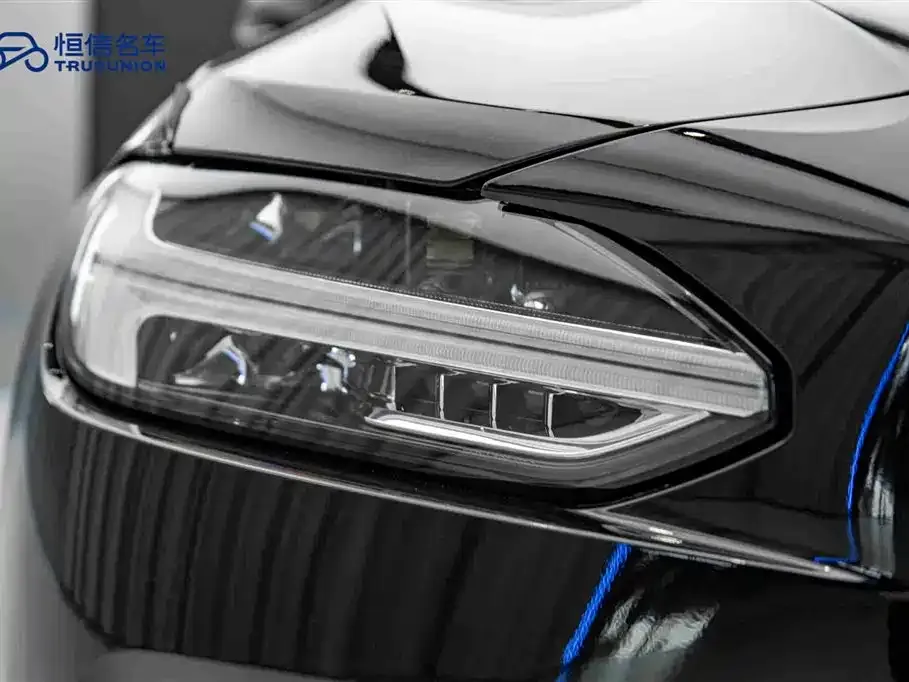 Volvo S90 — фото 10
