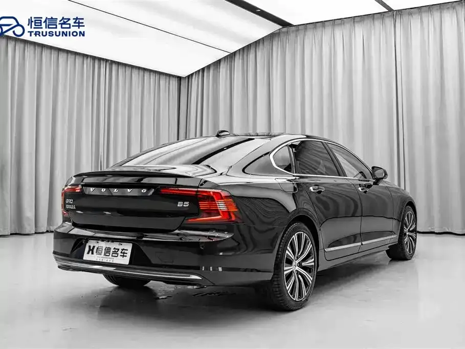 Volvo S90 — фото 7