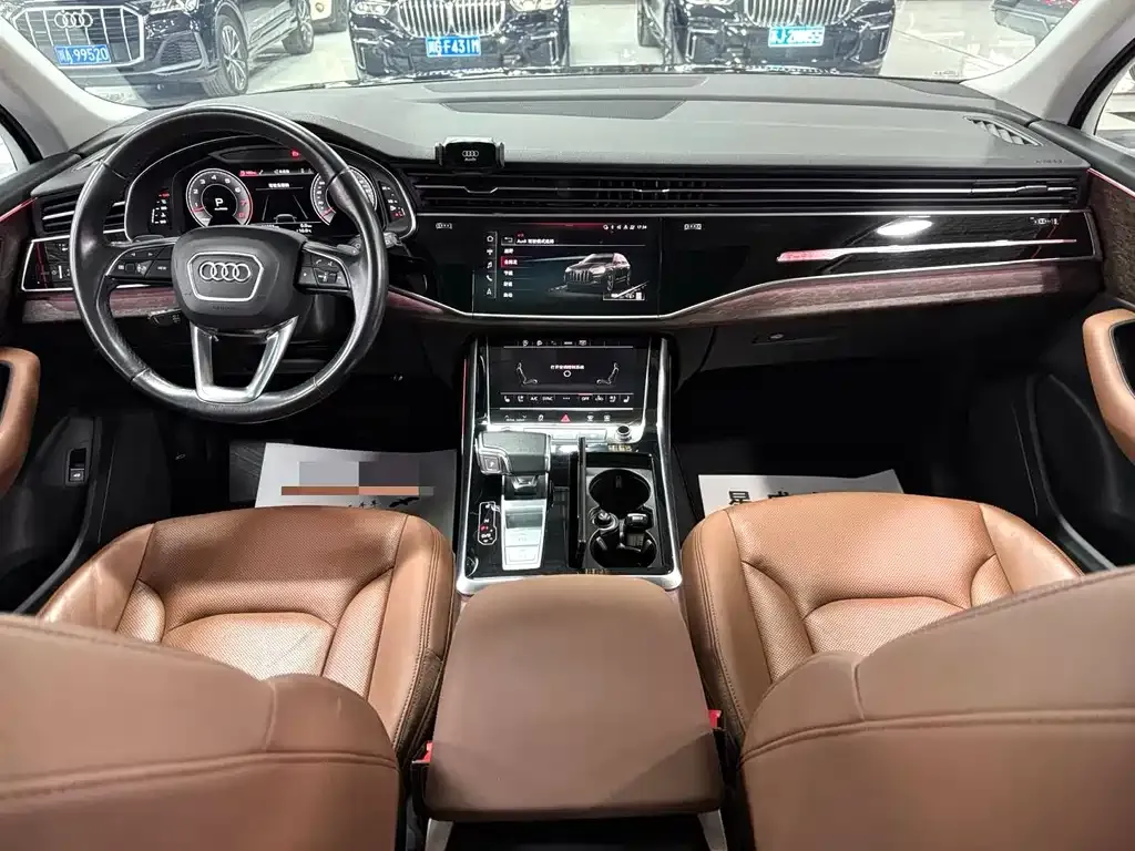 Audi Q7 — фото 3