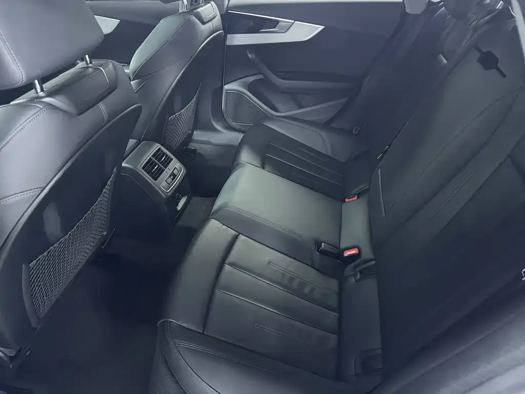 Audi A5 (Import) 2024 из CN, фото 2