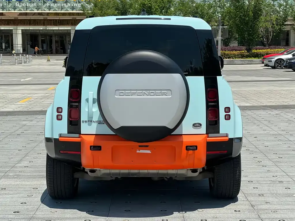 Land Rover Defender — фото 3