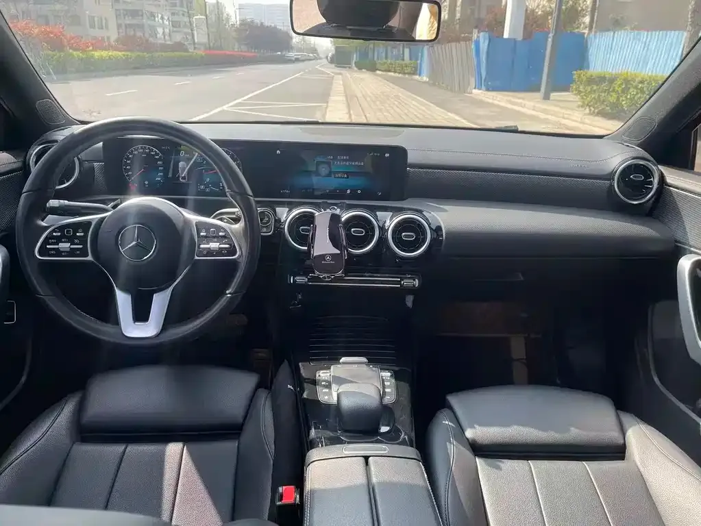 Mercedes-Benz A-Class 2021 из CN, фото 7