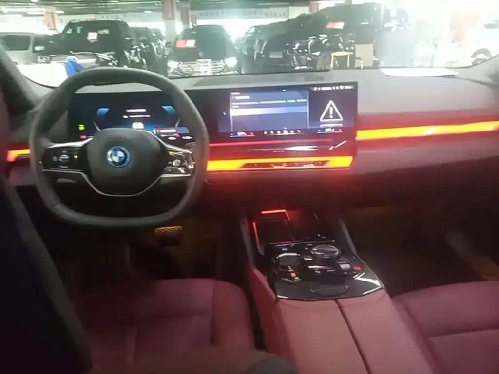 BMW i5 2025 из CN, фото 4
