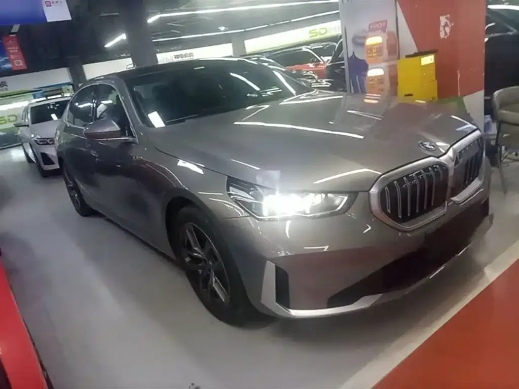 BMW i5 2025 из CN, фото 7