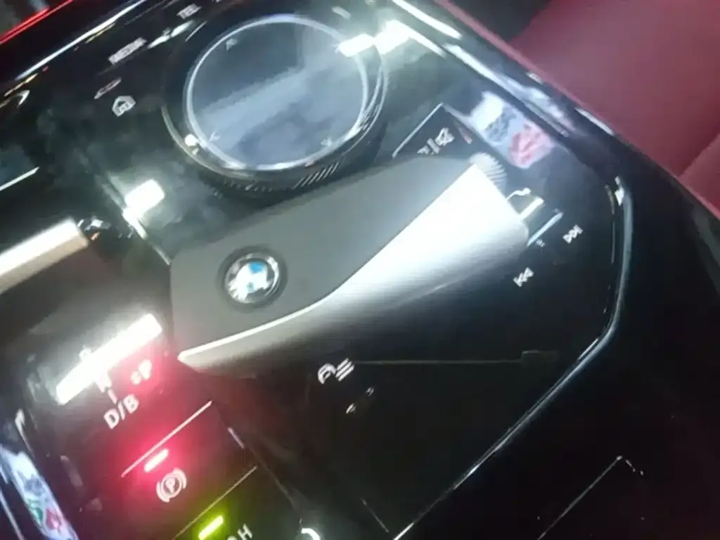 BMW i5 2025 из CN, фото 3