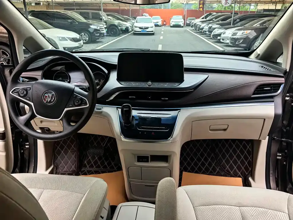 Buick GL8 2024 из CN, фото 2