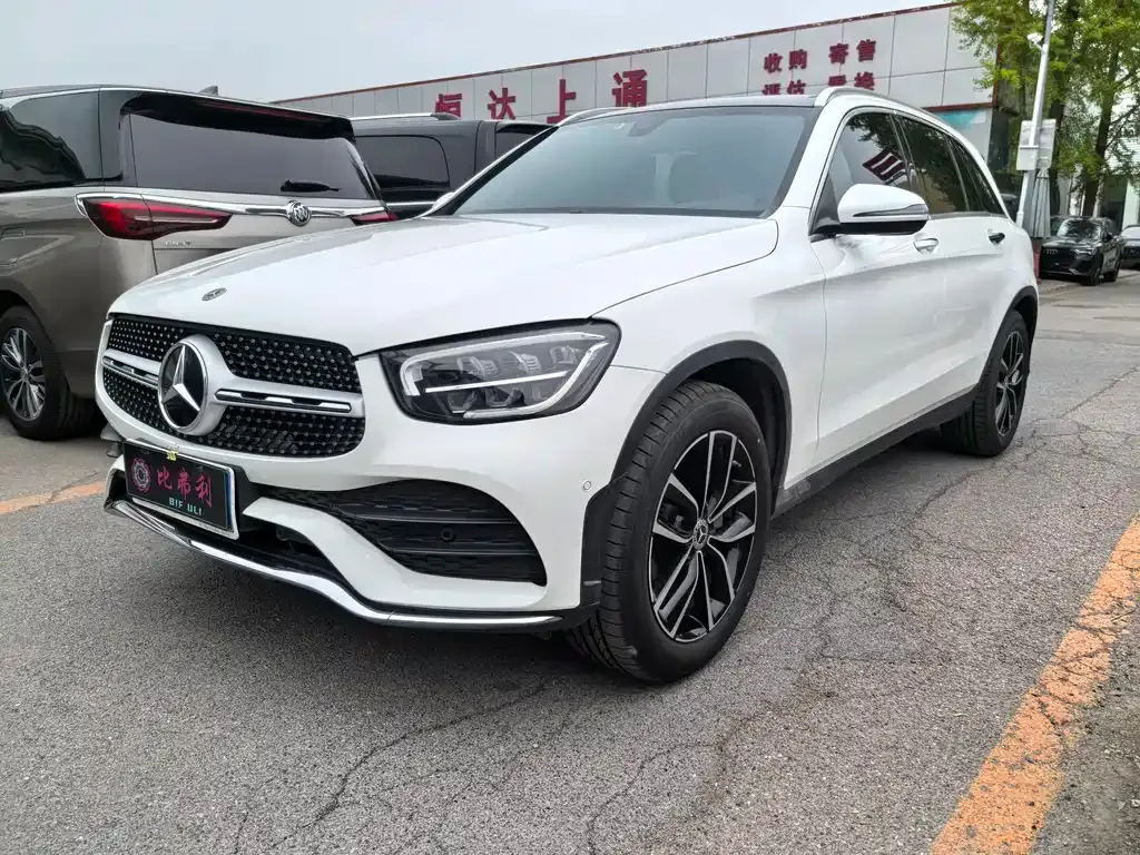 Mercedes-Benz GLC — фото 1