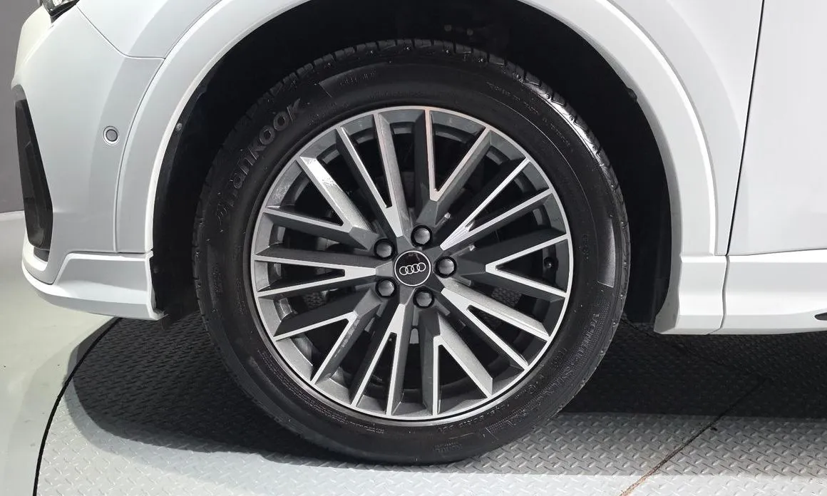 Audi Q3 2025 из KR, фото 8