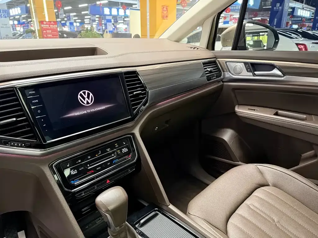 Volkswagen Viloran 2022 из CN, фото 7