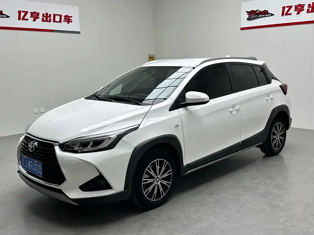 Toyota Yaris L