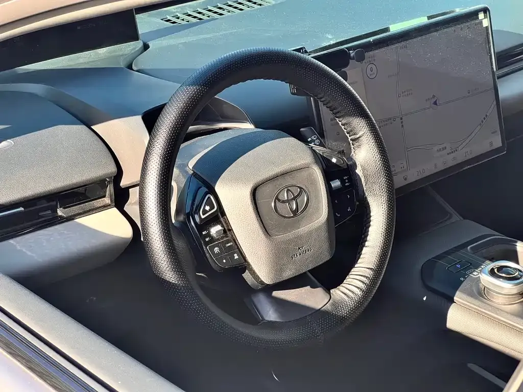 Toyota bZ5 2025 из CN, фото 6