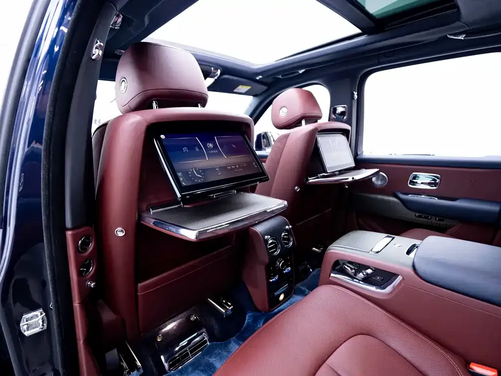 Rolls-Royce Cullinan 2021 из CN, фото 2